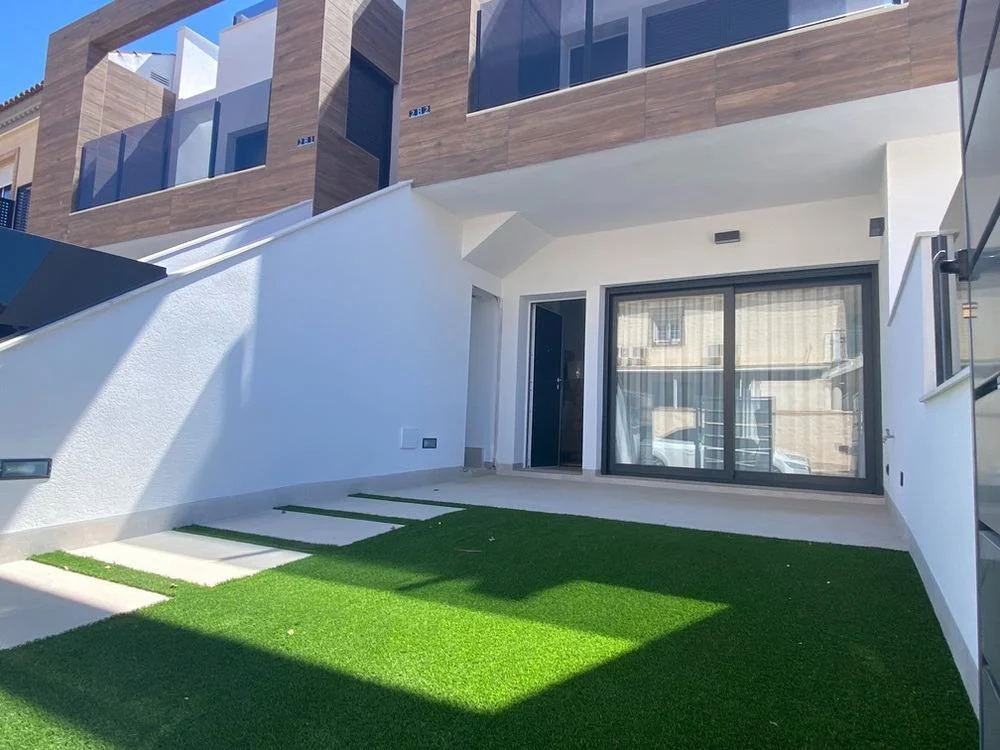 Bungalow with 2 bedrooms