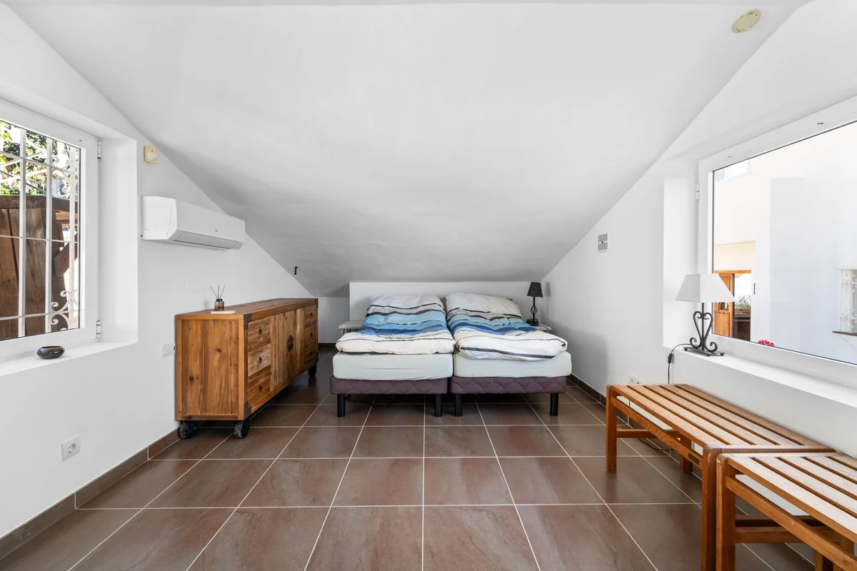 House - Detached Villa med 4 sovrum