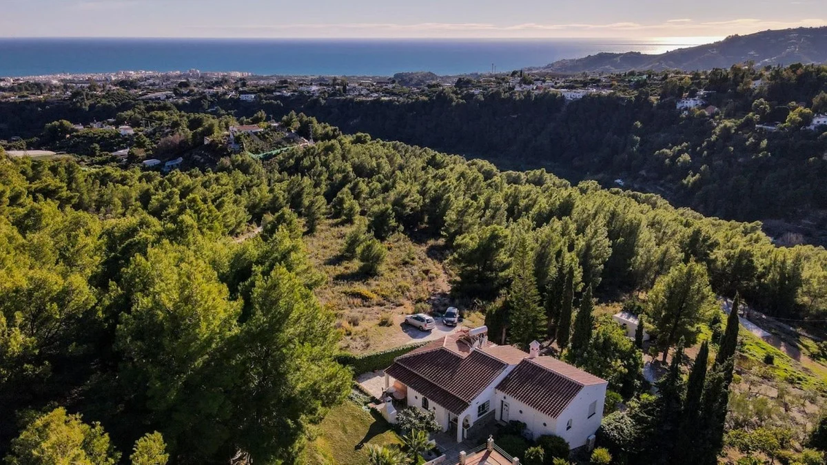House - Detached Villa med 5 soveværelser