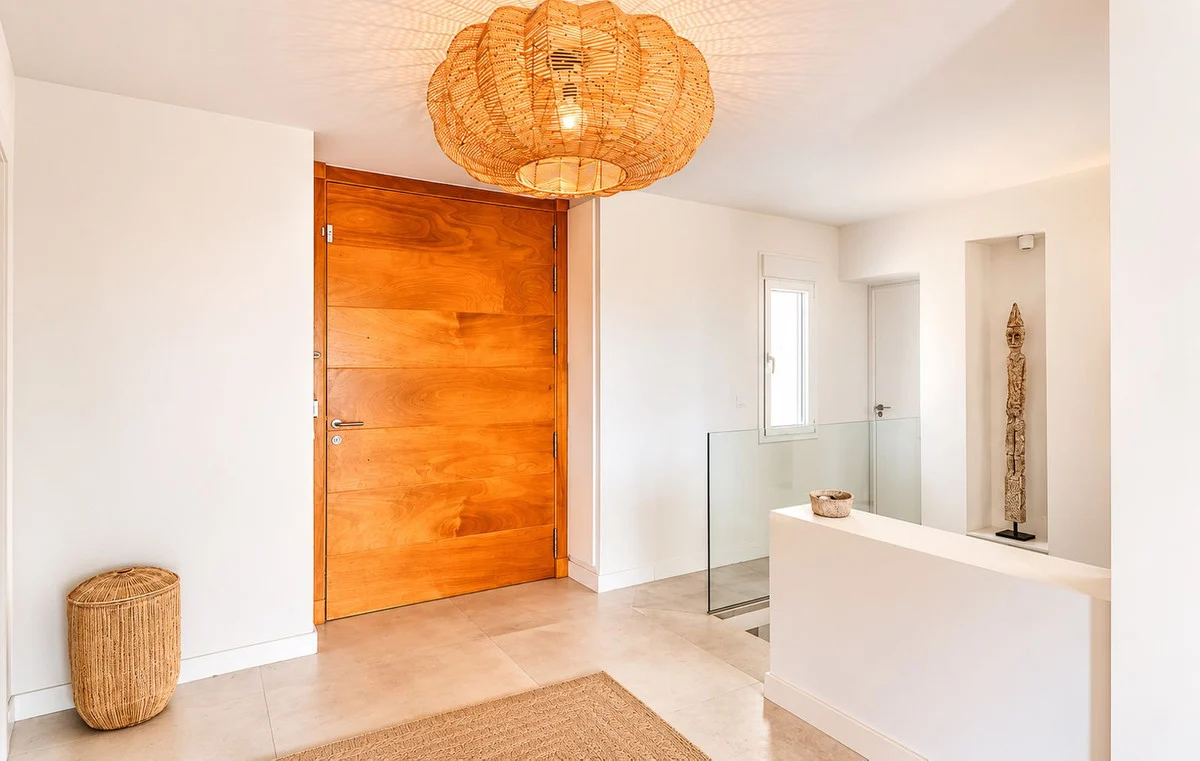 House - Detached Villa, 5 makuuhuonetta