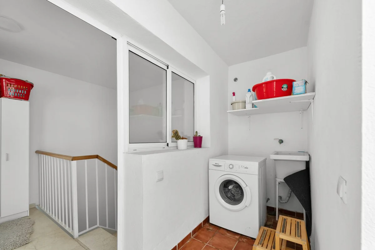 House - Townhouse, 4 makuuhuonetta