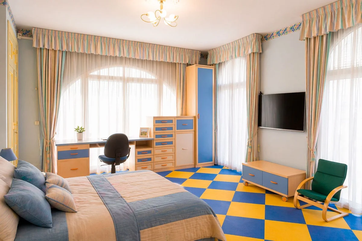 House - Detached Villa med 6 soverom