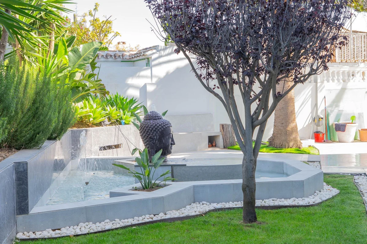 House - Detached Villa with 7 bedrooms