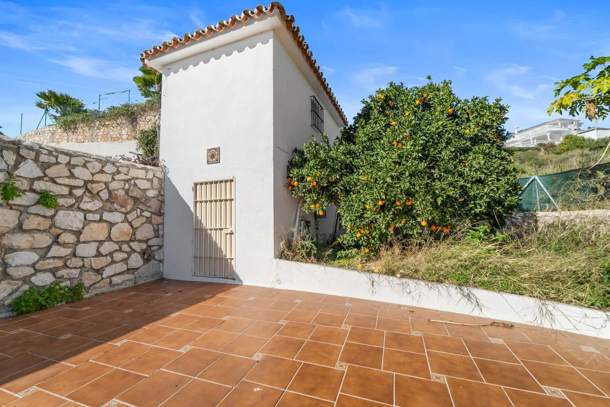 House - Detached Villa with 4 bedrooms