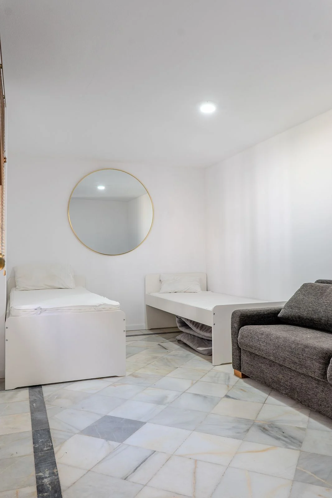 House - Detached Villa, 6 makuuhuonetta