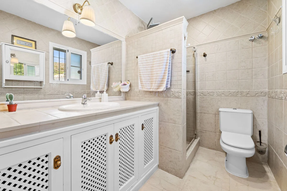 House - Detached Villa with 4 bedrooms