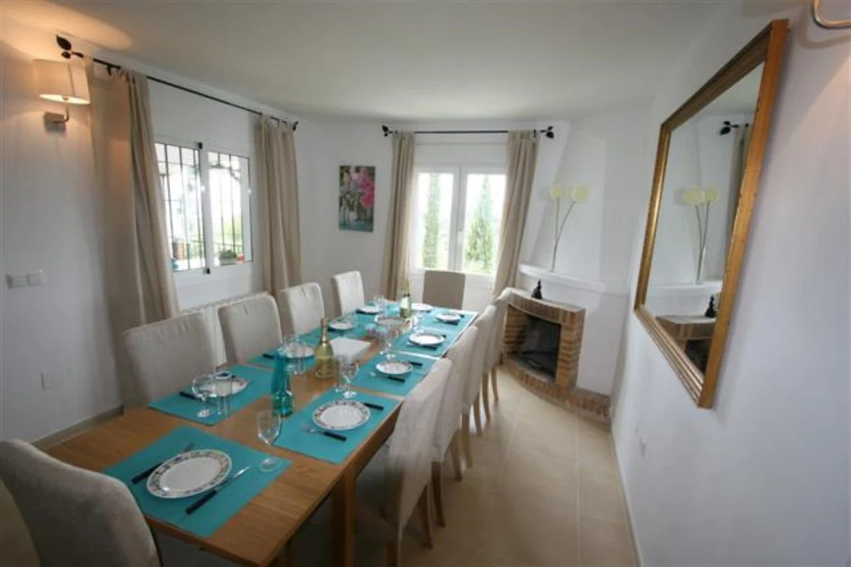 House - Detached Villa med 5 soveværelser