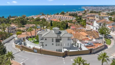 House - Detached Villa med 5 sovrum