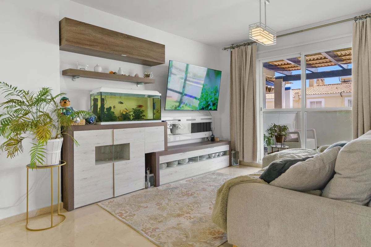 House - Townhouse, 4 makuuhuonetta