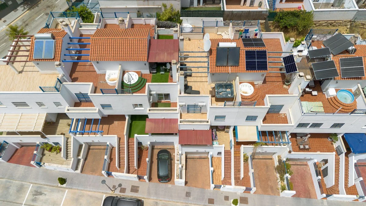 House - Townhouse, 4 makuuhuonetta