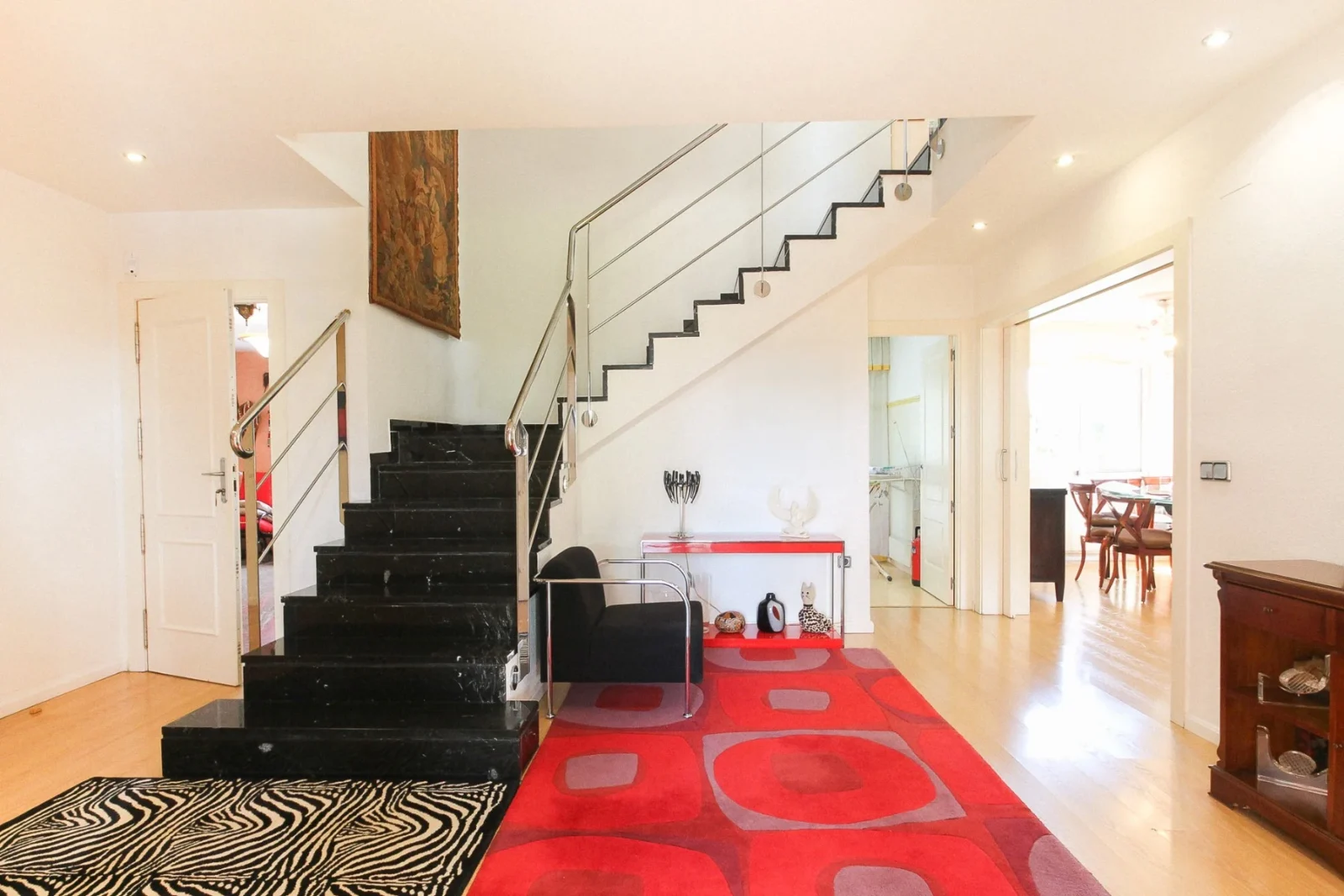 Villa with 6 bedrooms