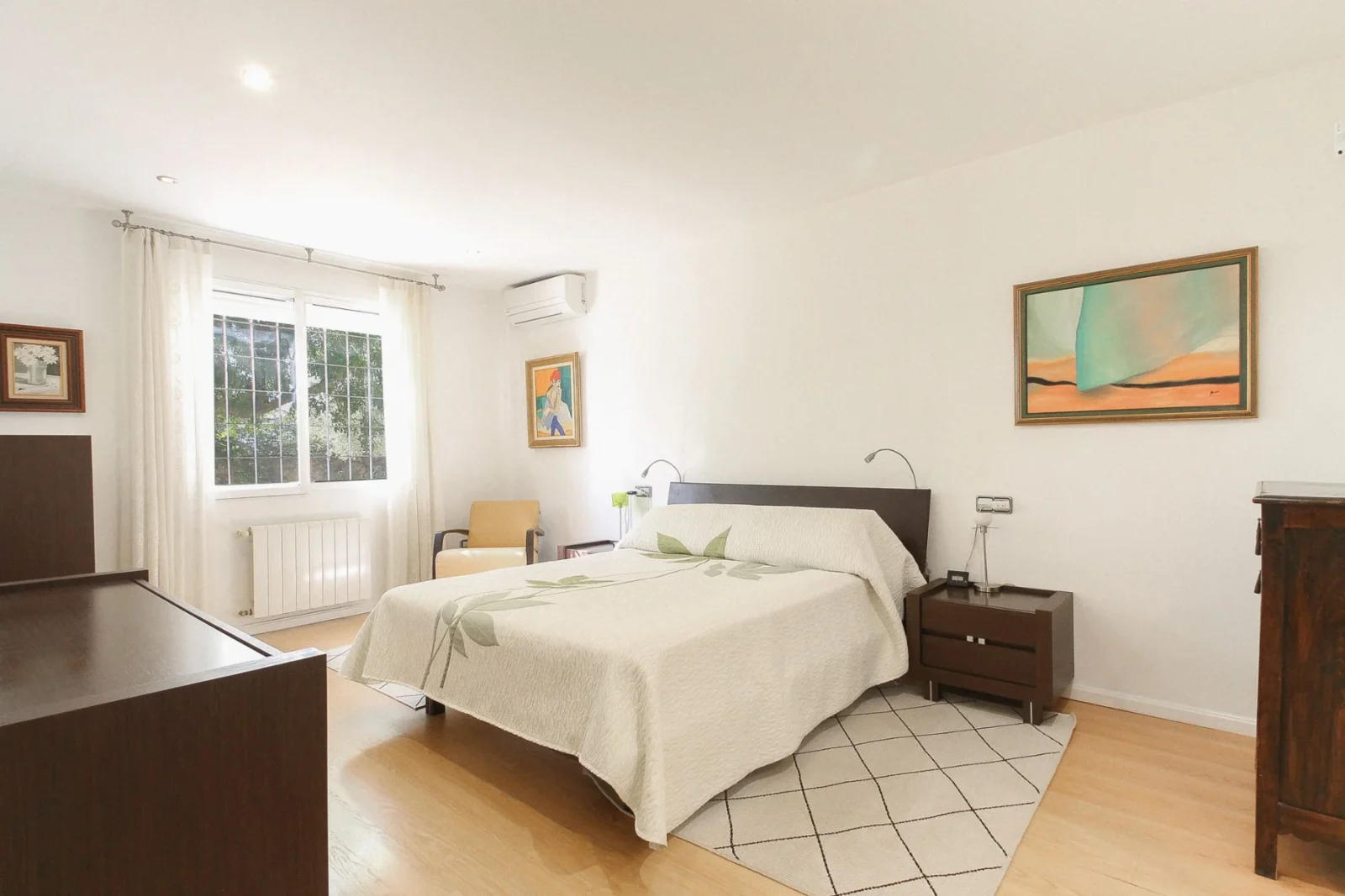 Villa with 6 bedrooms