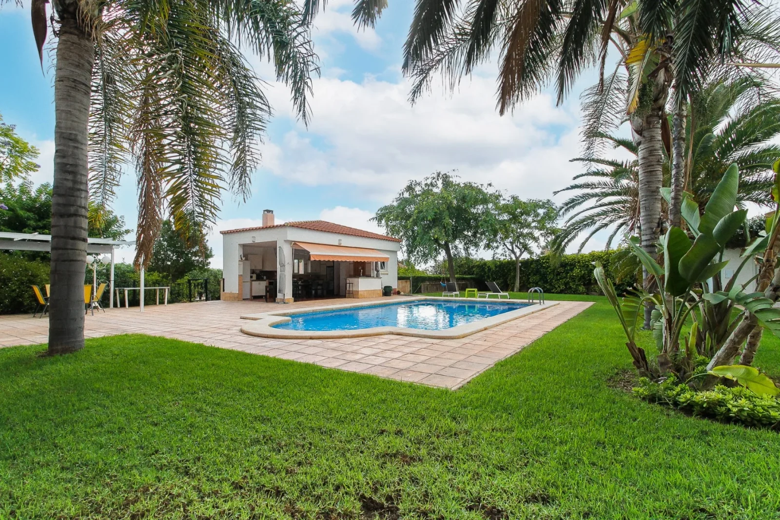 Villa with 6 bedrooms
