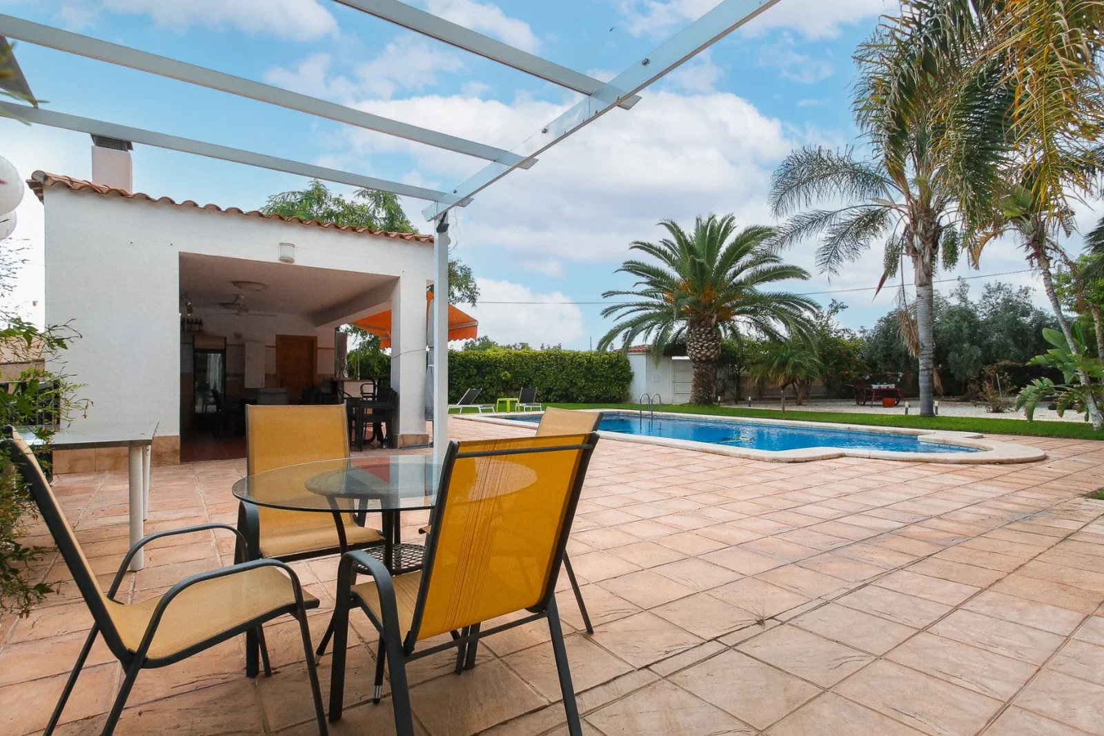 Villa with 6 bedrooms