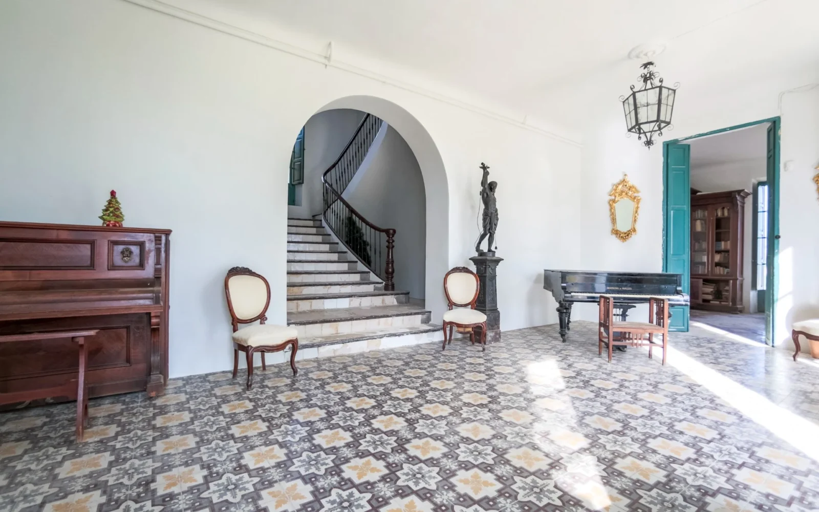 Villa med 7 sovrum